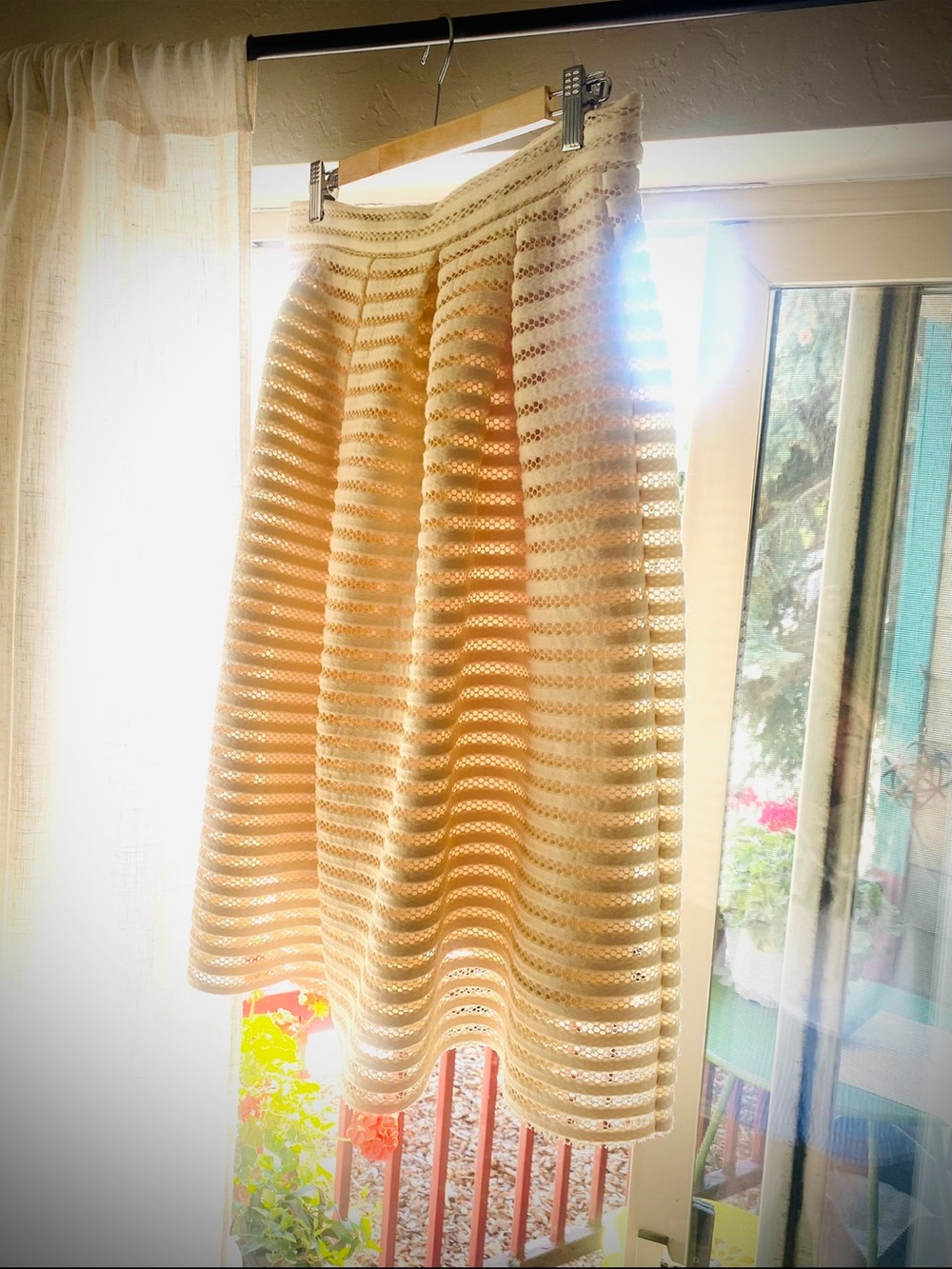 De Collection Cream Eyelet Knit Sculptural Skirt